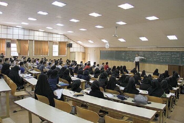 آقامیری: دانشگاه‌های ایران بهترین فارغ‌التحصیلان جهان را تربیت می‌کنند