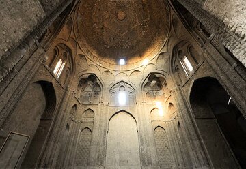 گنبدخانه مسجد جامع عتیقِ اصفهان در آستانه تخریب قرار دارد