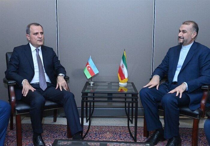 وزير الخارجية الايراني: البعثة الدبلوماسية الاذربيجانية ستعود الى طهران قريبا