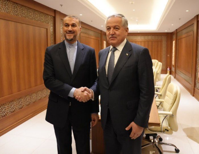 Iranian, Tajik FMs hold talks in Saudi Arabia's Jeddah