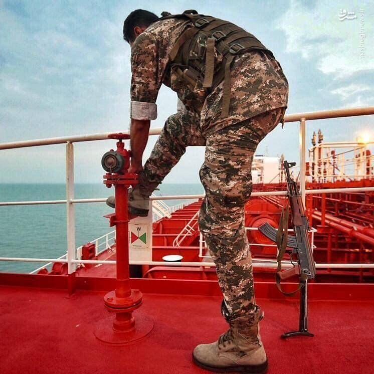 İran Amerikanın 50 milyon dollar dəyərində neft yükünü saxladı
