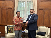 Iran envoy, Indonesia deputy FM meet in Jakarta