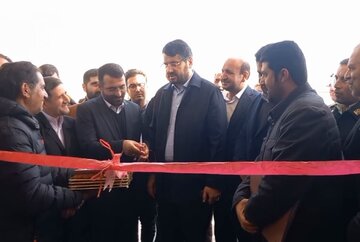 افتتاح پایگاه انتظامی و مرکز بهداشت شهر جدید ایوانکی با حضور وزیر راه و شهرسازی
