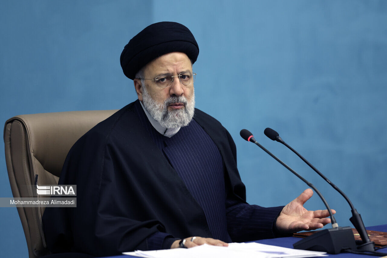 رئيس الجمهورية: المهمة الرئيسية للسفارات الايرانية هي "مهمة التحول والتطور"