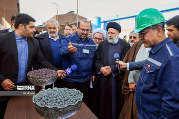 Inauguration de l'usine Zamzam 3, le plus grand producteur de fer spongieux du pays, en présence du président Raïssi