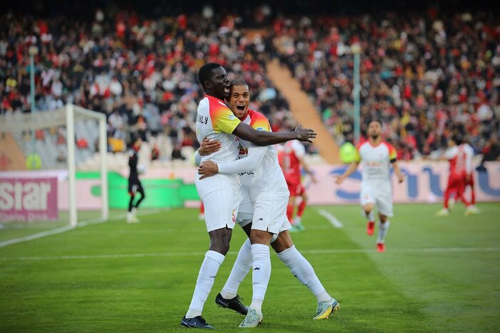 خط و نشان پرسپولیس اوسمار قبل از دربی/ بازگشت فولاد به جاده باخت