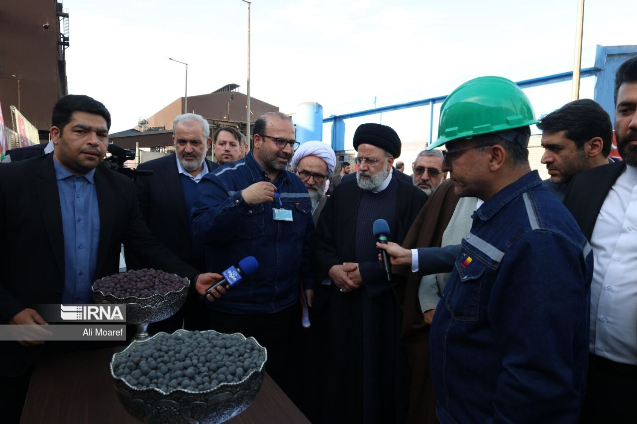 بزرگترین کارخانه آهن اسفنجی خاورمیانه در اهواز با حضور رییس جمهور بهره‌برداری شد