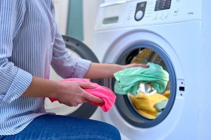 تکنیک جالب شستن لباس با فلفل