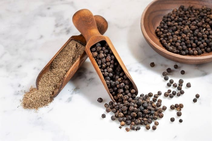 تکنیک جالب شستن لباس با فلفل