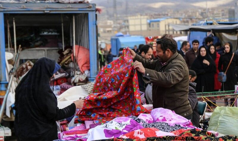 چگونه مصرفگرایی زندگی شما  را ویران میکند