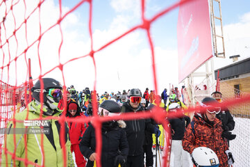 Competiciones de snowboard en la estación de Dizin