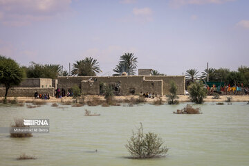 Iran: le Croissant-Rouge continue de porter secours aux victimes des inondations au Sistan-Baloutchistan