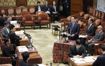 میزان رضایت از کابینه نخست وزیر ژاپن به کمترین سطح خود رسید