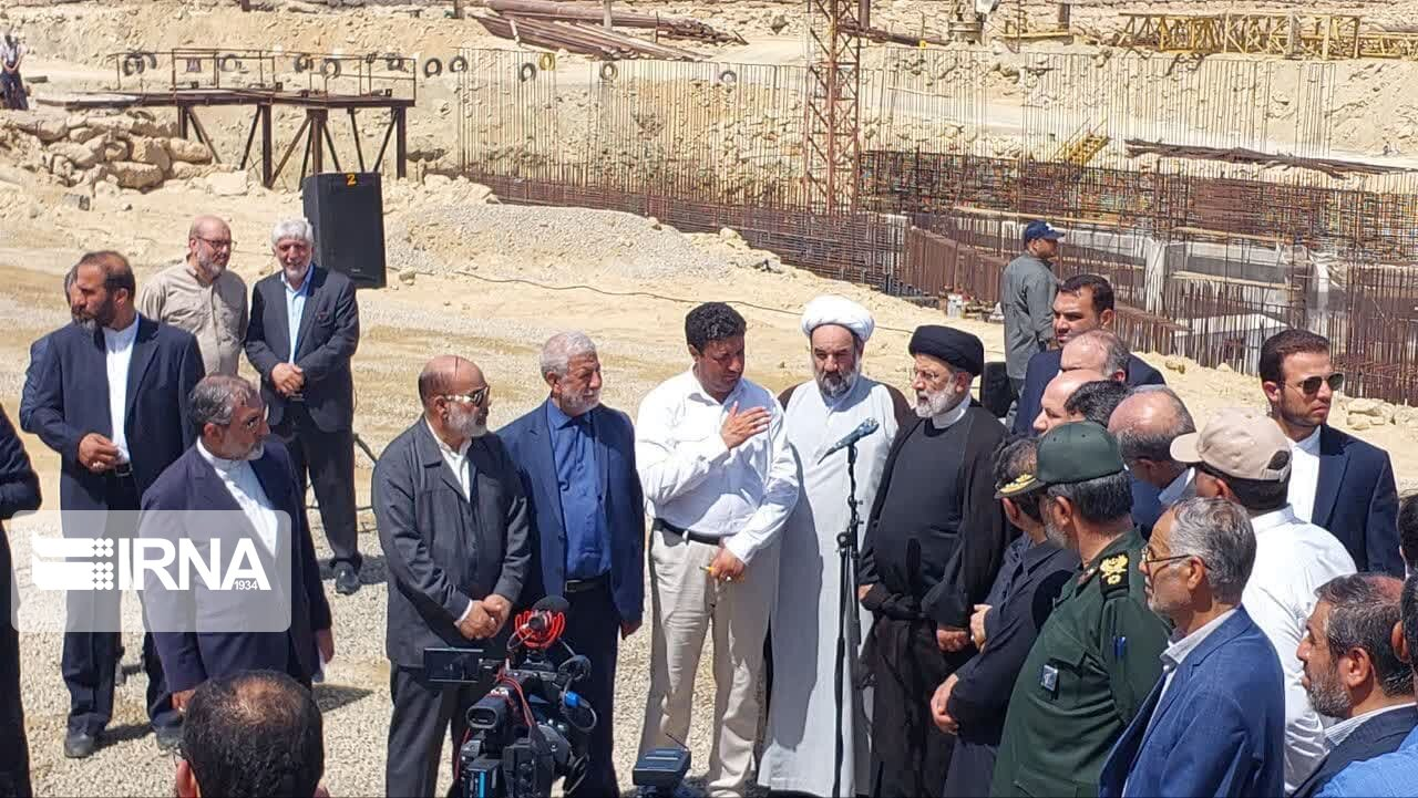 آنچه در اردیبهشت ۱۴۰۲ رخ داد/ ازدروغپردازی علیه دولت تا سفر تاریخی به دمشق