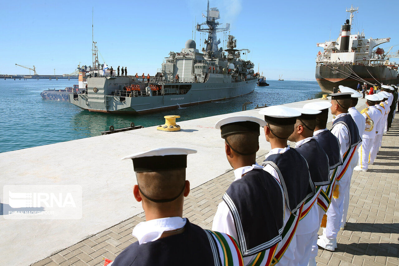 Ceinture de sécurité maritime 2024: la flottille russe accoste dans le port de Chabahar