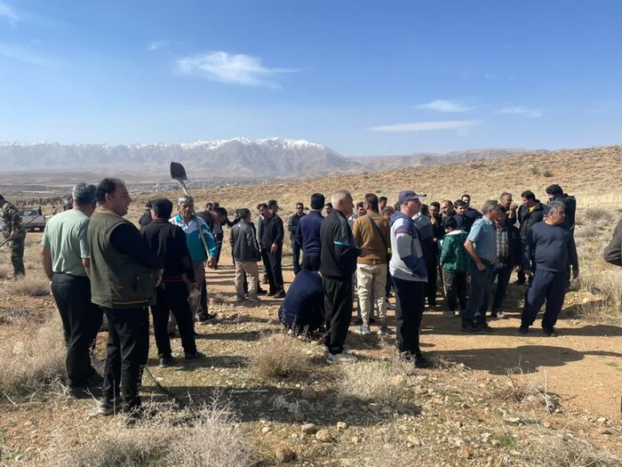 پاسداشت هفته منابع‌طبیعی در فارس با کشت گیاه و نهال و آموزش