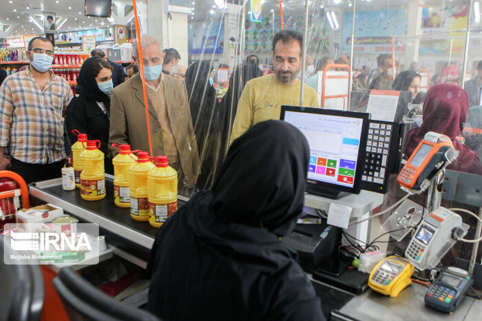 استقبال مردم از کالا برگ الکترونیکی در استان تهران / نوبت سوم فجرانه آغاز شد