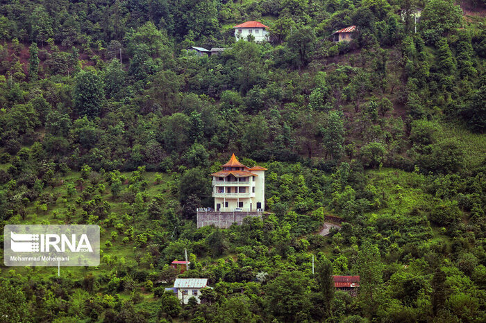 مفسدان ۳۰۰ شهرک ویلایی غیرمجاز مازندران در امان میمانند؟