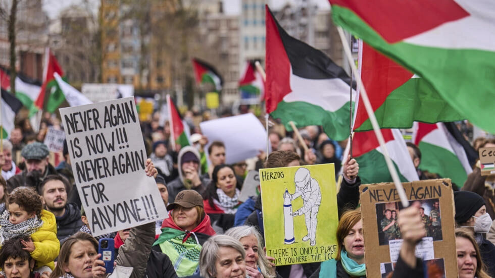 Pays-Bas – Israël : les manifestations contre la visite du président du régime sioniste, Isaac Herzog