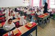 مدیران مدارس اصفهان دانش آموزان را از هجمه‌های دشمن آگاه کنند