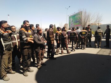 کارگران تعمیرات خط فنی راه‌آهن یزد تامین مطالبات خود را خواستار شدند