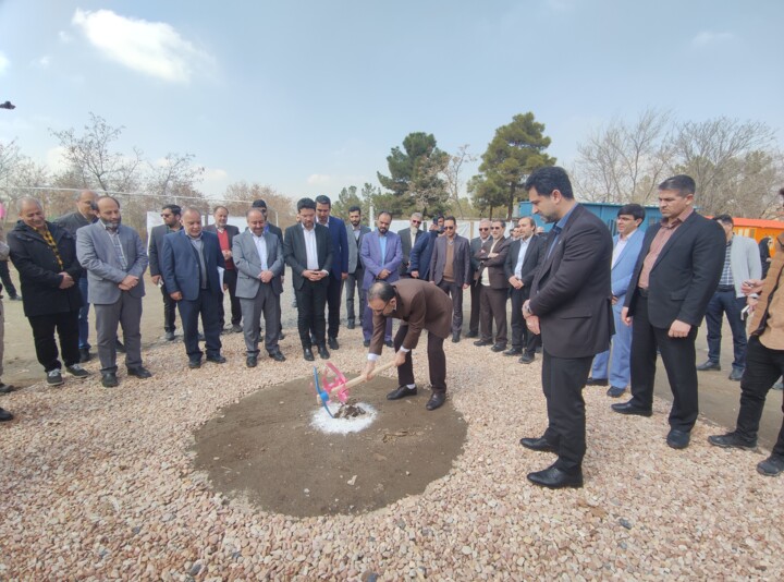 ساخت مجتمع ۸۰۰ واحدی دانشجویان متاهل دانشگاه فردوسی مشهد آغاز شد