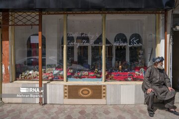 کوچه‌ای انتیک فروشی کابل