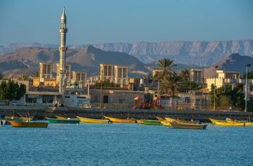 خانه‌تکانی بندرکُنگ برای استقبال از مسافران هرمزگان