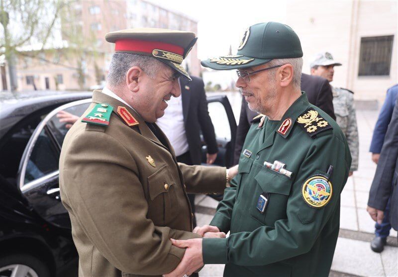 Visiting Syrian defense minister meets top Iranian general