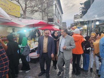 فرماندار رباط کریم:  توزیع کالاهای اساسی تا آخر ماه مبارک رمضان ادامه دارد