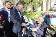 استاندار لرستان با سالمندان سرای صدیق و کودکان پرورشگاهی خرم آباد دیدار کرد