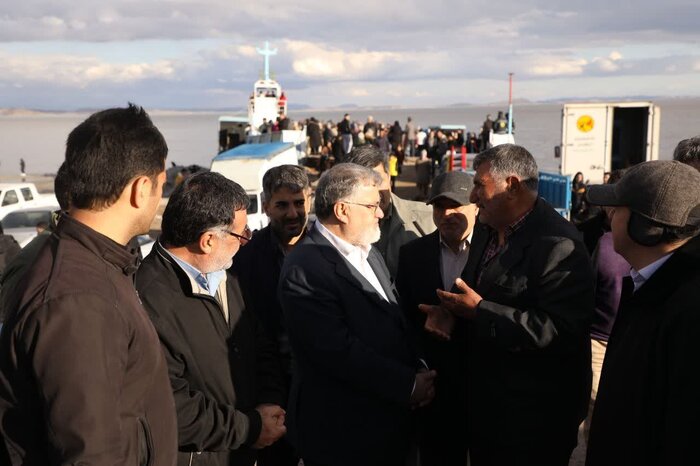معتمدیان: ارتقای مشارکت مردم برای بهبود وضعیت برنامه مهم ستاد احیای دریاچه ارومیه است