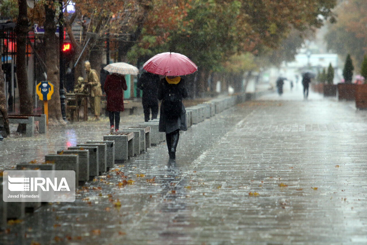 باران، رگبار، وزش باد و کاهش دما در بیشتر مناطق کشور