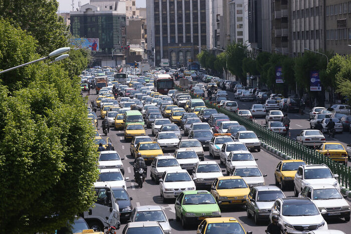 ترافیک سنگین خودرویی در محورهای هراز و کندوان