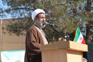 امام جمعه کرمان: جمهوری اسلامی برای امنیت خود با کسی تعارف ندارد