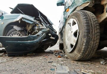 هزار و ۲۰۰ سانحه رانندگی نوروزی در جاده‌های فارس رخ داد