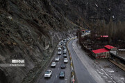 ترافیک سه کیلومتری در محدوده مرزن آباد جاده کندوان