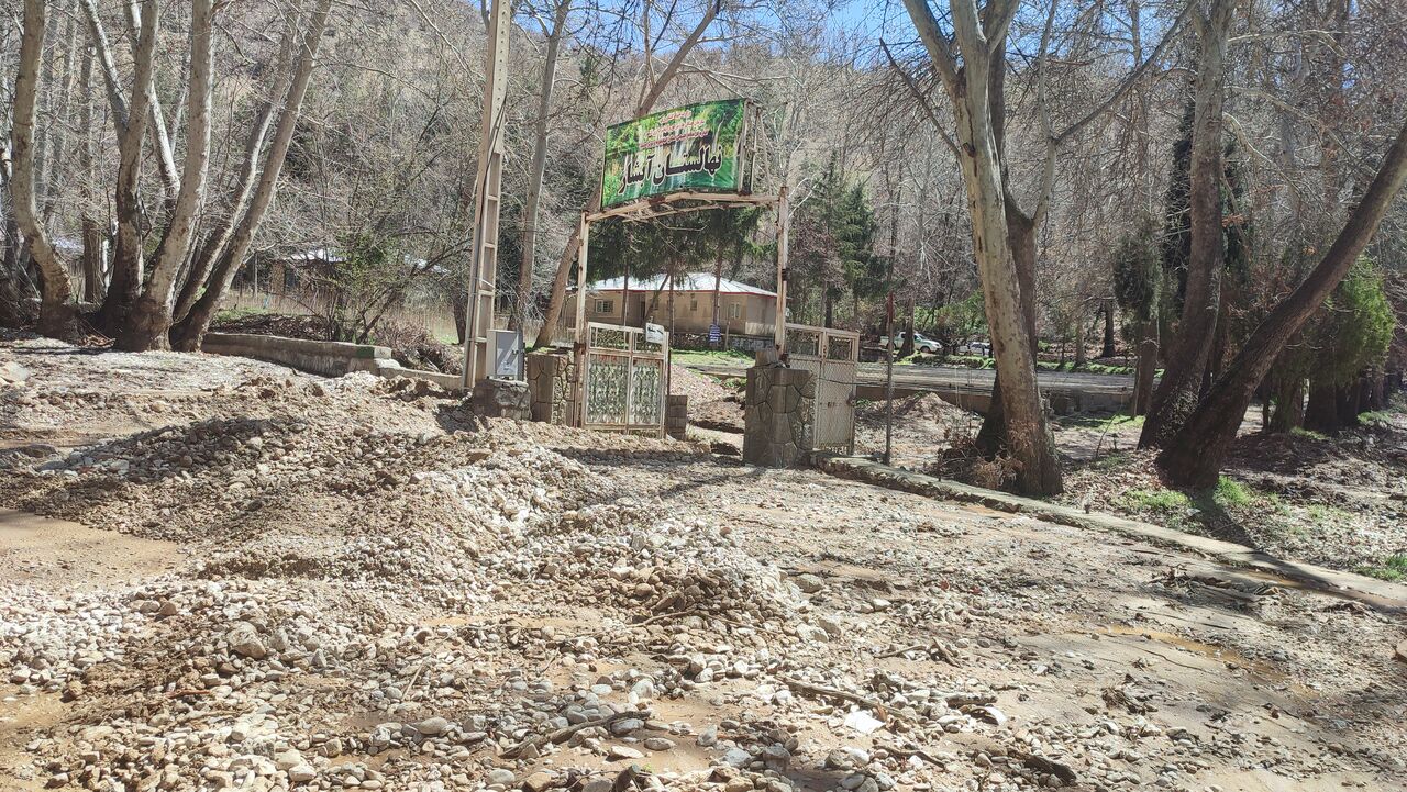 مسیر جاده آبشار یاسوج بازگشایی شد مسیر جاده آبشار یاسوج بازگشایی شد