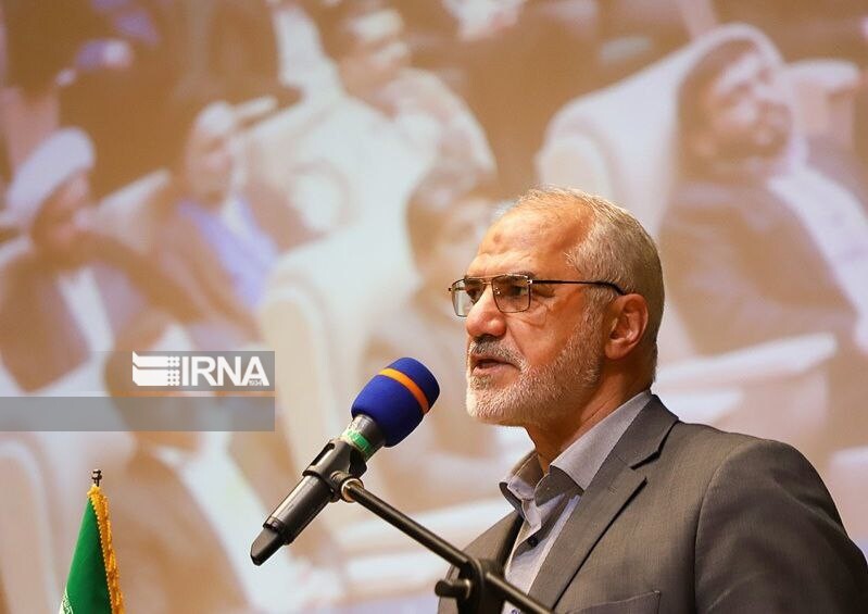 استاندار خوزستان: برپایی محافل قرآنی باید گسترش یابد