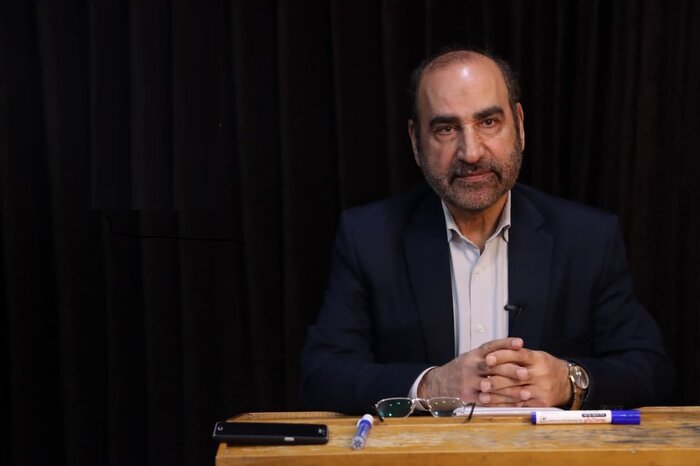 طولانیترین شب شعر در حضور رهبر معظم انقلاب/ از عاشقانه خوانده شد تا نقد اجتماعی و غزه