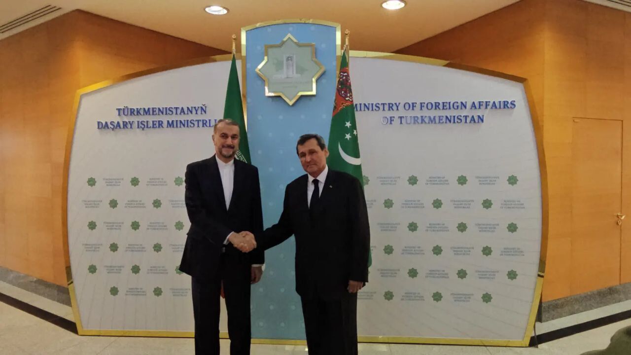 وزير الخارجية يلتقي نظره التركمانستاني في عشق اباد