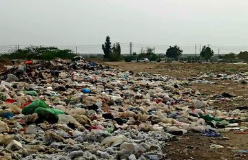 فیلم| خیابان زباله‌ها در ۲ کیلومتری شهر بندری جاسک