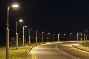 روشنایی ۱۵۴ کیلومتر جاده‌های بوشهر در دولت سیزدهم