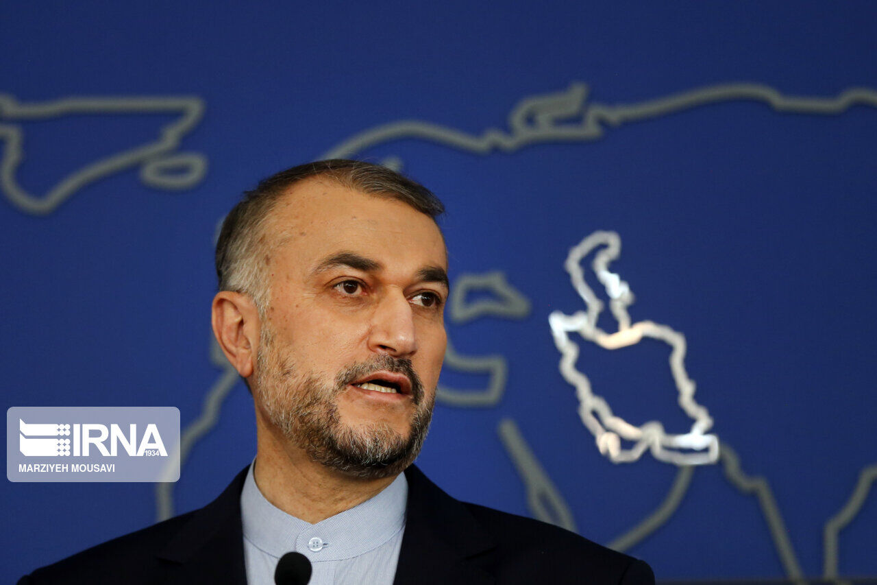 FM: Farvardin 12, manifestation of Iranians' will to establish independence, Islamic Republic