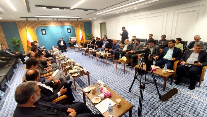 استاندار یزد:قدردان نقد منصفانه اصحاب رسانه و فعالین مجازی استان هستیم