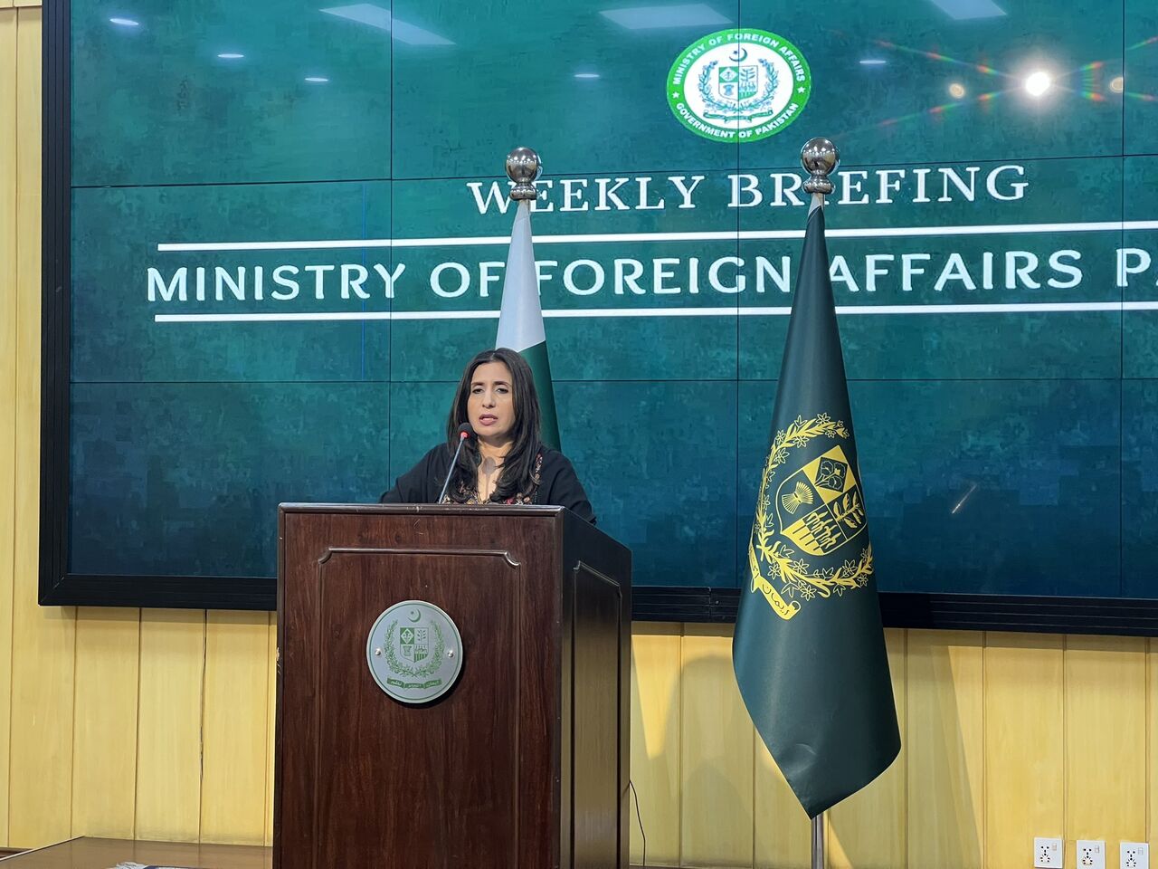 پاکستان کی ایران میں دہشت گردانہ حملوں کی مذمت / اسلام آباد تہران کے ساتھ تعاون کے لیے تیار