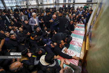 Ceremonia de despedida de los mártires del ataque terrorista al Consulado de Irán en Siria