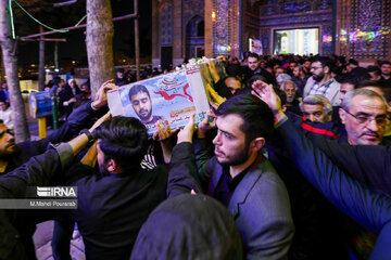 Ceremonia de despedida de los mártires del ataque terrorista al Consulado de Irán en Siria