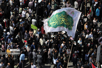 El pueblo de Mashhad marcha en el Día Mundial de Al-Quds