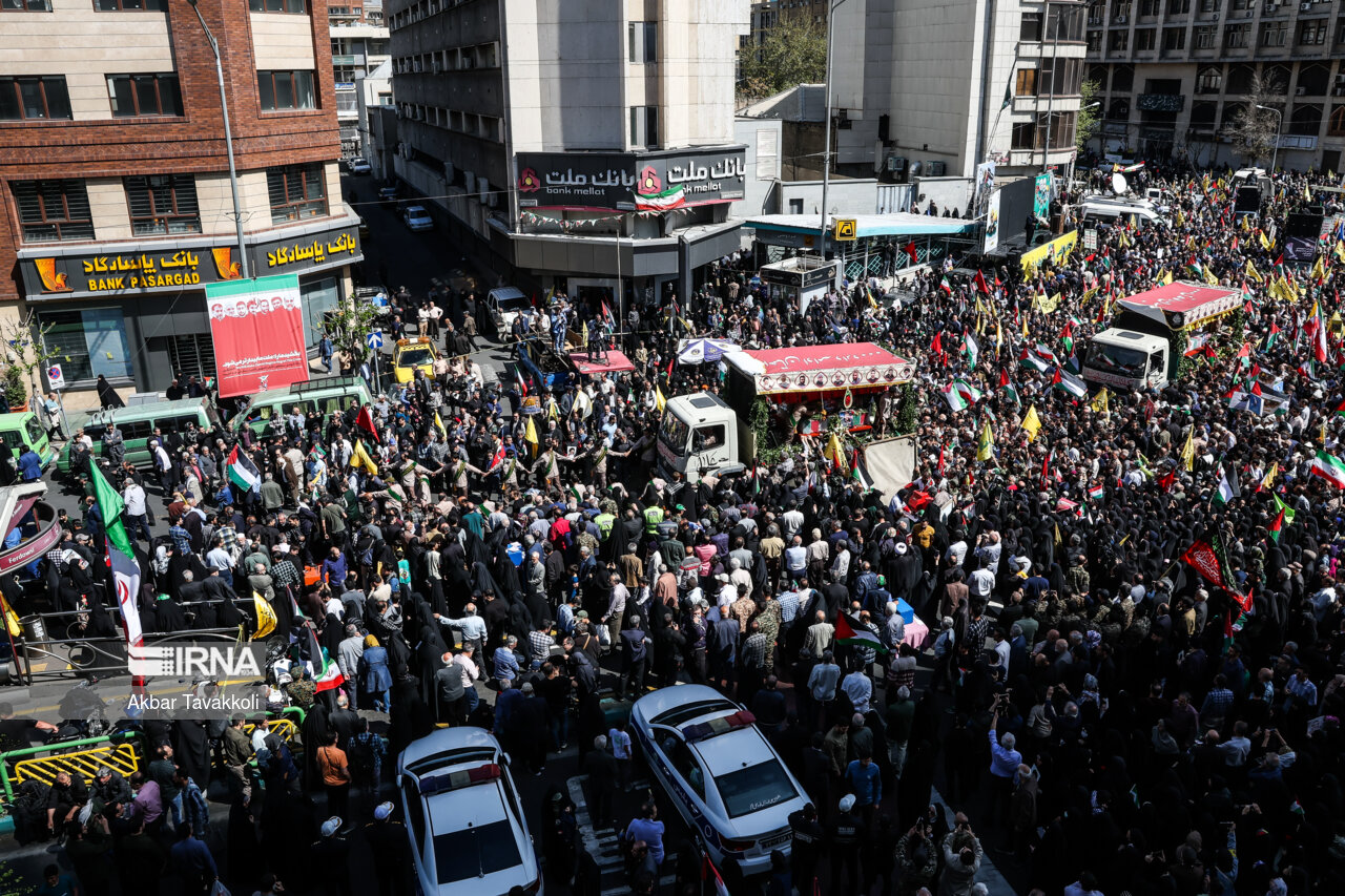 پاسخ به مطالبه ملی برای مجازات پشیمان کننده رژیم صهیونیستی به فضل الهی تحقق خواهد یافت